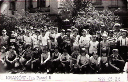 Wycieczka klasowa w 1988 roku w Krakowie.. klasy A B C #Kraków #podstawówka