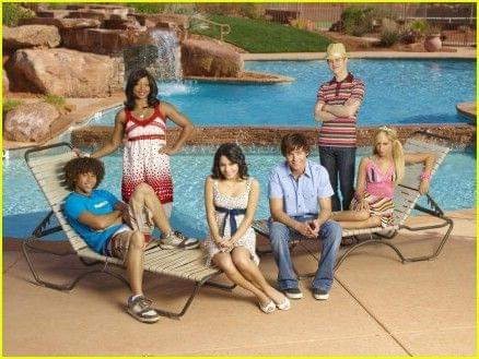 #HighSchoolMusical2