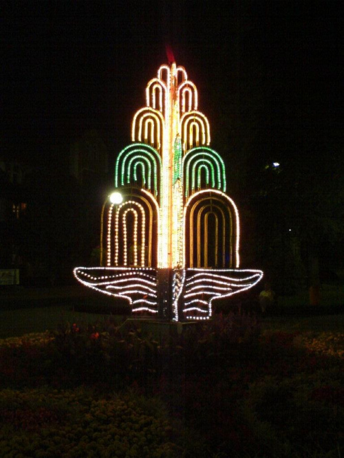 Świetlana fontanna w Kudowie