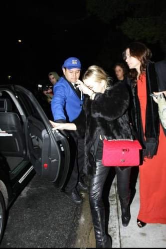 Ashley attends Benny Medinas house party to celebrate his 40th birthday-paparazzi styczeń 2007