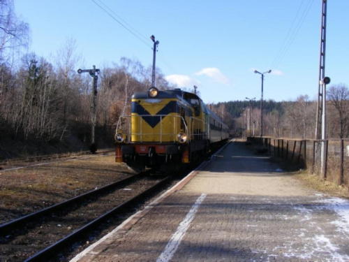 16.02.2008 Stacja Polanica Zdrój SU42-519 z poc. posp. ,,Sudety,, rel. Kudowa Zdrój-Warszawa Wschodnia