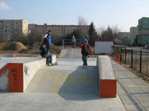 Czestochowa - skate park - bleszno,
zobacz wiecej na www.czestochowaforum.pl #czestochowa #SkatePark #bleszno #skate #rakow #forum