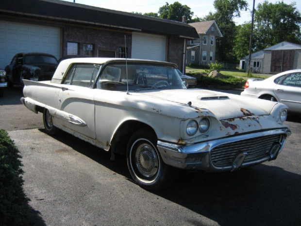 Ford Thunderbird