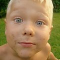 Ja Dawid brudasek :-) #Dzieci #portret #lato #zieleń #śmieszne
