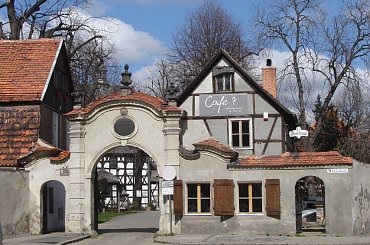 Drewniany kosciol wykonany w technice fachwerk czyli muru pruskiego. Swiatynia Ewangelicka. Obiekt wpisany na liste swiatowego dziedzictwa UNESCO. #Slask #DolnySlask #Silesia #Schlesien #Slezsko #Friedenskirche #KosciolPokoju