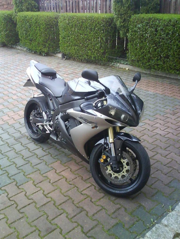 R1-ka pod pracą