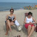 Zaczytane kobiety na pieknej plazy! - Pani Ela i Pani Iwona :P #impreza #biwak #szkoła #znajomi #morze
