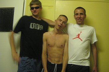 Karol, Adam i Cycu! :D
Nasze towaresssy :D #impreza #biwak #szkoła #znajomi #morze