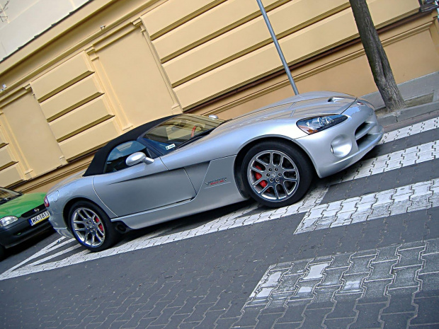 Dodge Viper SRT-10