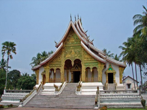 świątynia obok Pałacu Królewskiego, Luang Prabang