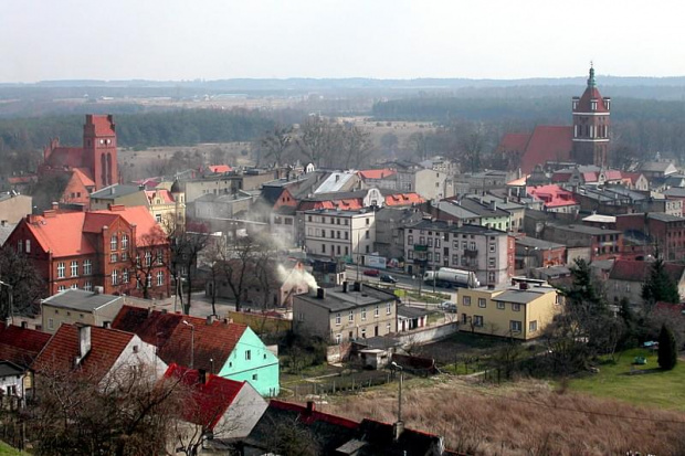 widok spod zamku na miasto