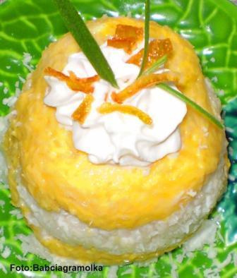 Kokosowy ryż z mango na deser.Przepisy na : http://www.kulinaria.foody.pl/ , http://www.kuron.com.pl/ i http://kulinaria.uwrocie.info #ryż #mango #deser #podwieczorek #jedzenie #kulinaria #PrzepisyKulinarne