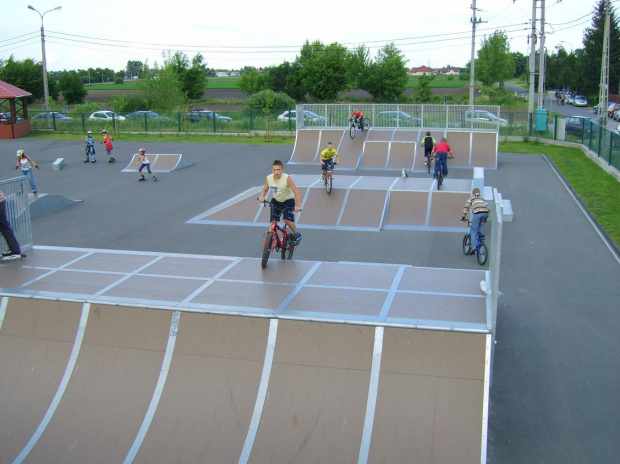 skatepark Borzęcin Duży koło Warszawy #BmxSkatepark