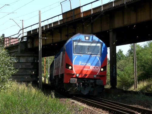 311D-02 jedzię na stację w Ostrowie. 21.08.08r. #vader #LordVader #gagar #NowyGagar #diesel #lokomotywa #brutto #pociąg #PociągTowarowy