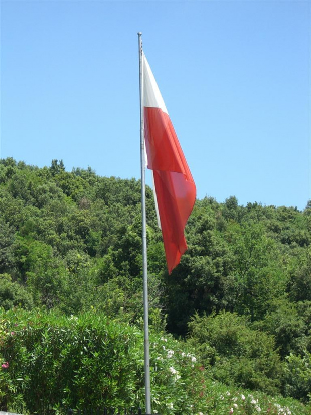 "PRZECHODNIU,POWIEDZ POLSCE, ŻEŚMY POLEGLI WIERNI JEJ SŁUŻBIE" #CmentarzNaMonteCassino