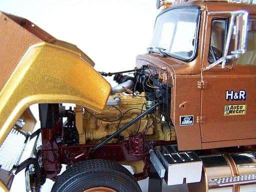 Ford LTL 9000 Wrecker