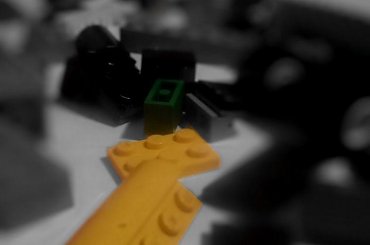 lego #widok #efekt #Tilt #shift #klocki #lego #zabawki #kolory #wyostrzanie #corel #zdjęcie #fotografia #grafika #efekty #obróbka #zamazywanie #kolor #czarny #biały #ZKolorowym #element