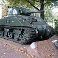 X.2003 Arnhem, Holandia, przy Museum pamietnej bitwy