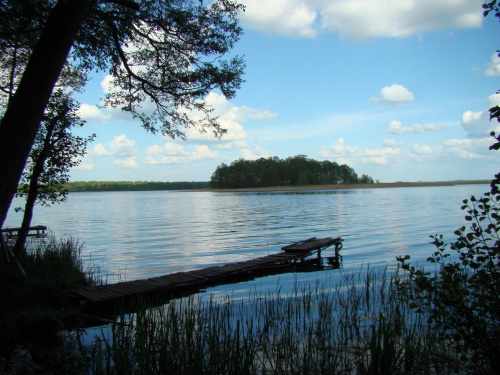 Jezioro Mamry tuż przy bunkrach w Mamerkach.