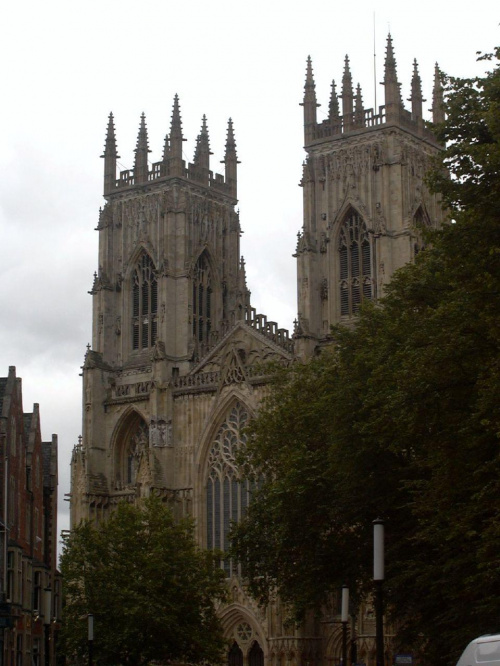 York Minster - The Cathedral and Metropolitical Church of St Peter in York :) od strony zachodniej:) #katedra #York