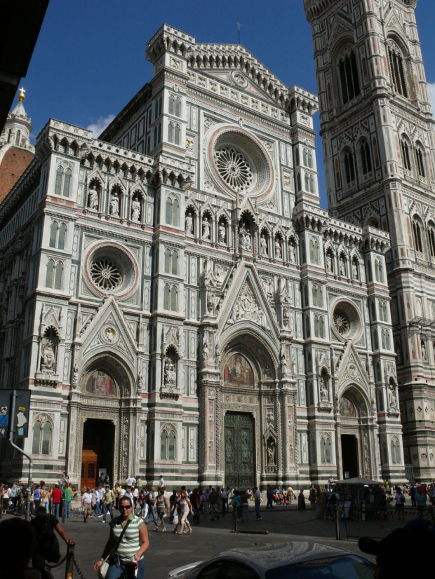 Florencja- katedra, tworzą ją marmury zielony, biały, czerwony. #Florencja #Włochy #Toskania