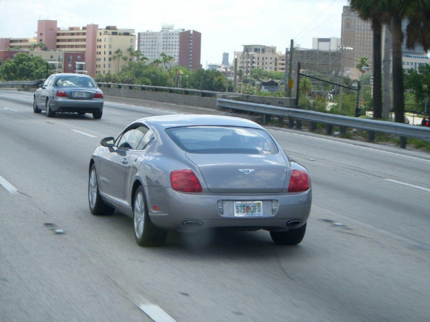 Bentley GT