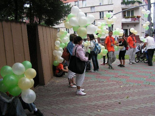 Pielgrzymka piesza Grupa Teczowa A. D. 2007. 29 lipca - 12 sierpnia z Kostrzyna nad Odrą na Jasną Górę. Tegoroczna liczyła 96 uczestników i znów przeszła ponad 440 kilometrów... #PielgrzymkaWakcje