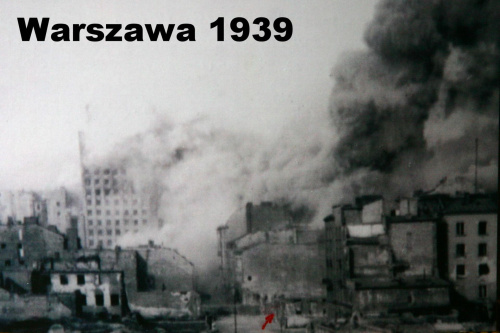 Rekonstrukcja Powstania Warszawskiego w Warszawie na Czerniakowie na ul Wilanowskiej. 04.08.2007r. #PowstanieWarszawskie #IIWojnaŚwiatowa #RekonstrukcjaPWNaCzerniakowie #dokument