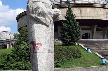 Planetarum i Kopernik #Planetarium #Kopernik #pomnik #Śląsk