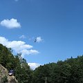Tyrolka w parku linowym 30 m nad ziemią #wakacje #tyrolka #ParkLinowy #ZłotyStok
