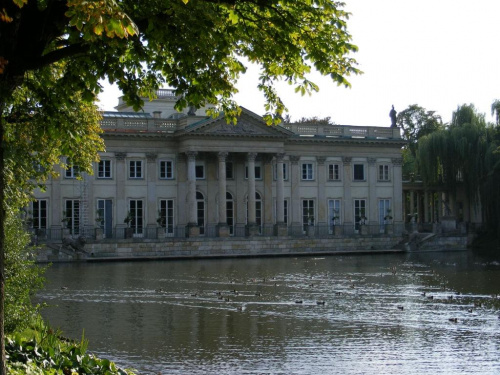 Pałac w Łazienkach - to ujecie najbardziej mi sie podoba :)