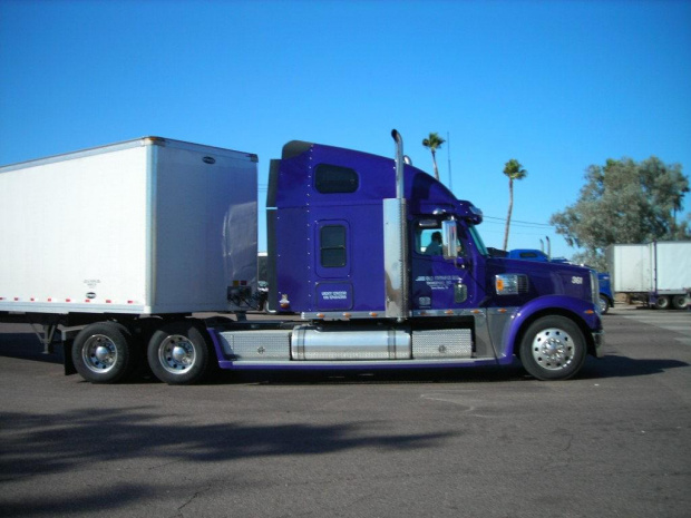 Freightliner Coronado