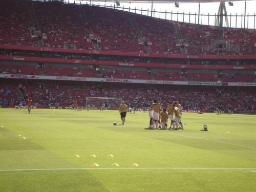 A tutaj jeszcze rozgrzewka:) #Arsenal #PiłkaNożna #rozgrzewka #stadion